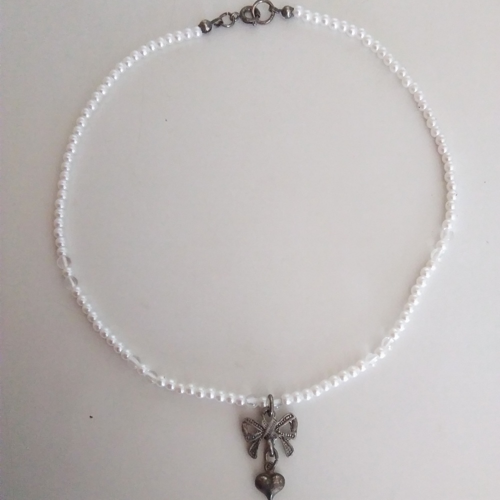 Child's Pearl & Clear Bead PewterBow/Heart Necklac